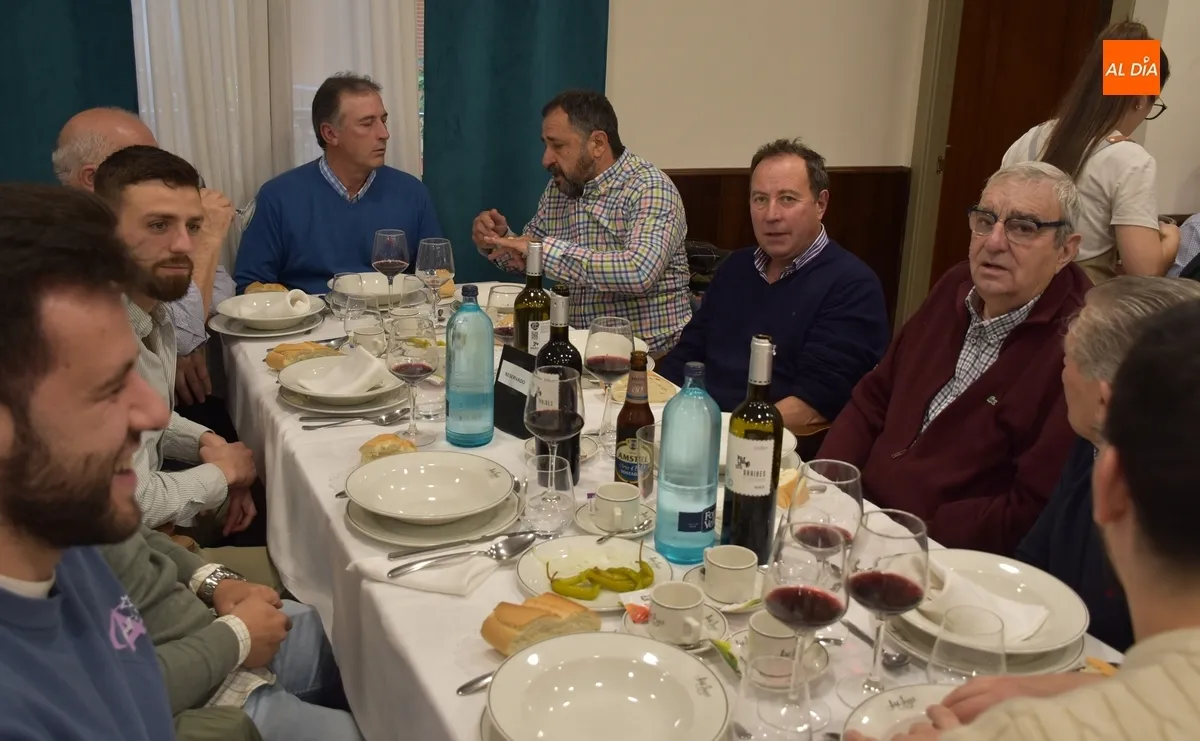 Foto 9 - La Pe&ntilde;a El Rinc&oacute;n re&uacute;ne a 110 personas en su cl&aacute;sico cocido precarnavalero