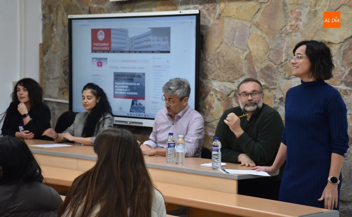 Foto 2 - El IES Tierra orienta a sus alumnos sobre su futuro con una semana especial