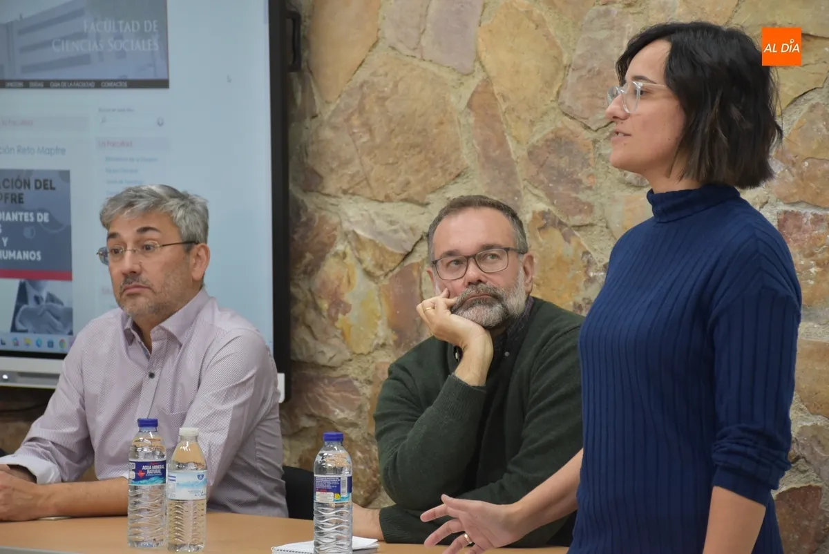 Foto 6 - El IES Tierra orienta a sus alumnos sobre su futuro con una semana especial