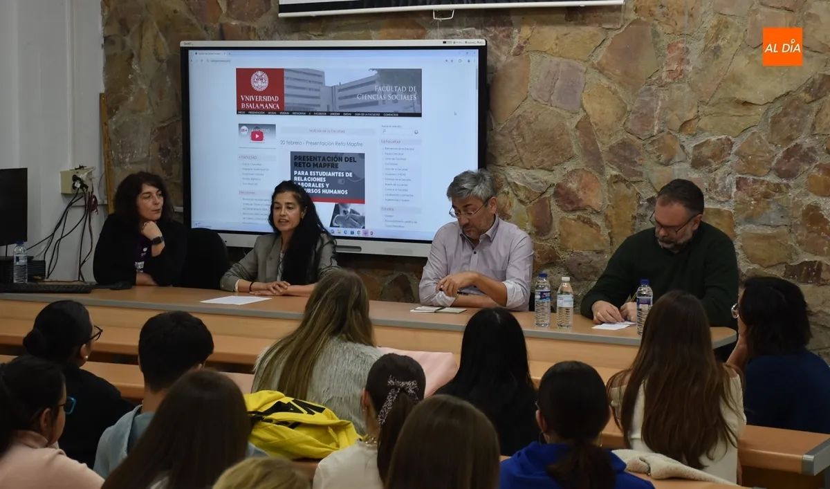 Foto 8 - El IES Tierra orienta a sus alumnos sobre su futuro con una semana especial