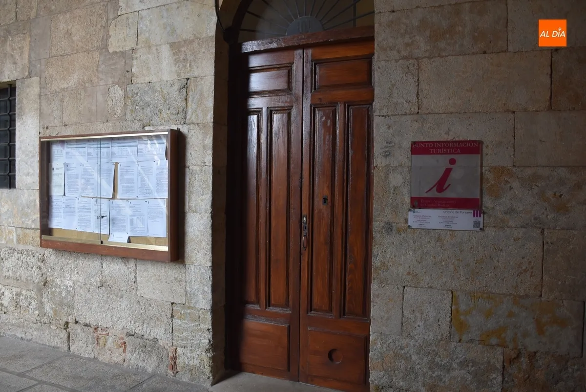 Foto 2 - La Oficina de Turismo se muda por unos d&iacute;as al Museo del Orinal