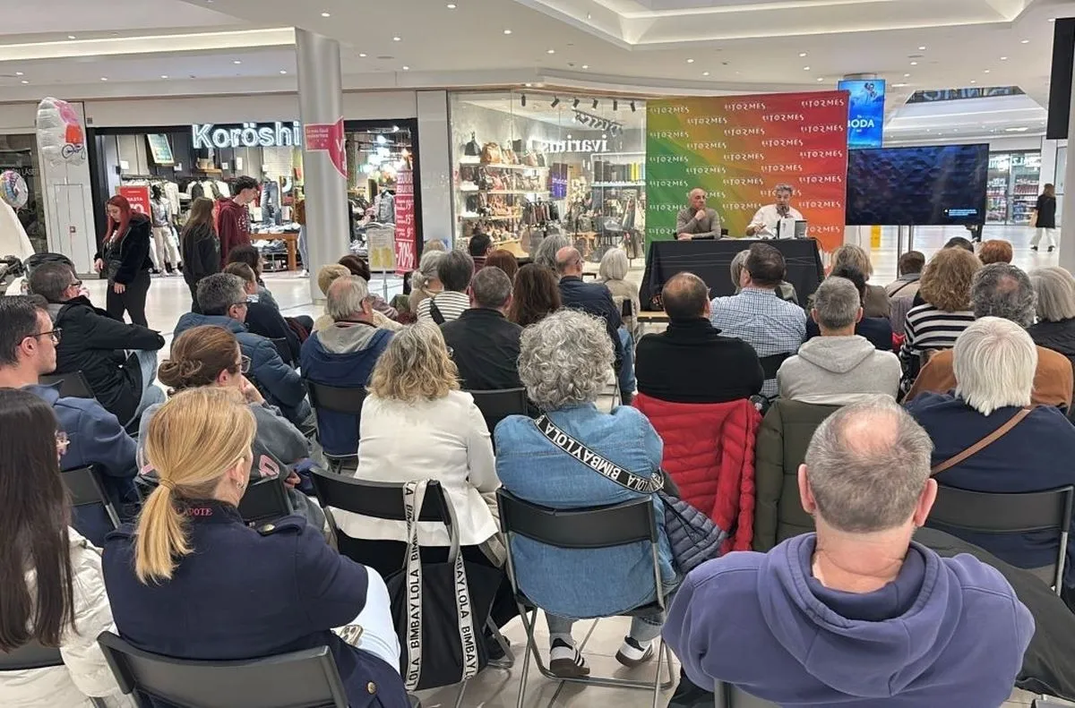 Exposición 'El herbario de Félix Antigüedad' en el Centro Comercial El Tormes