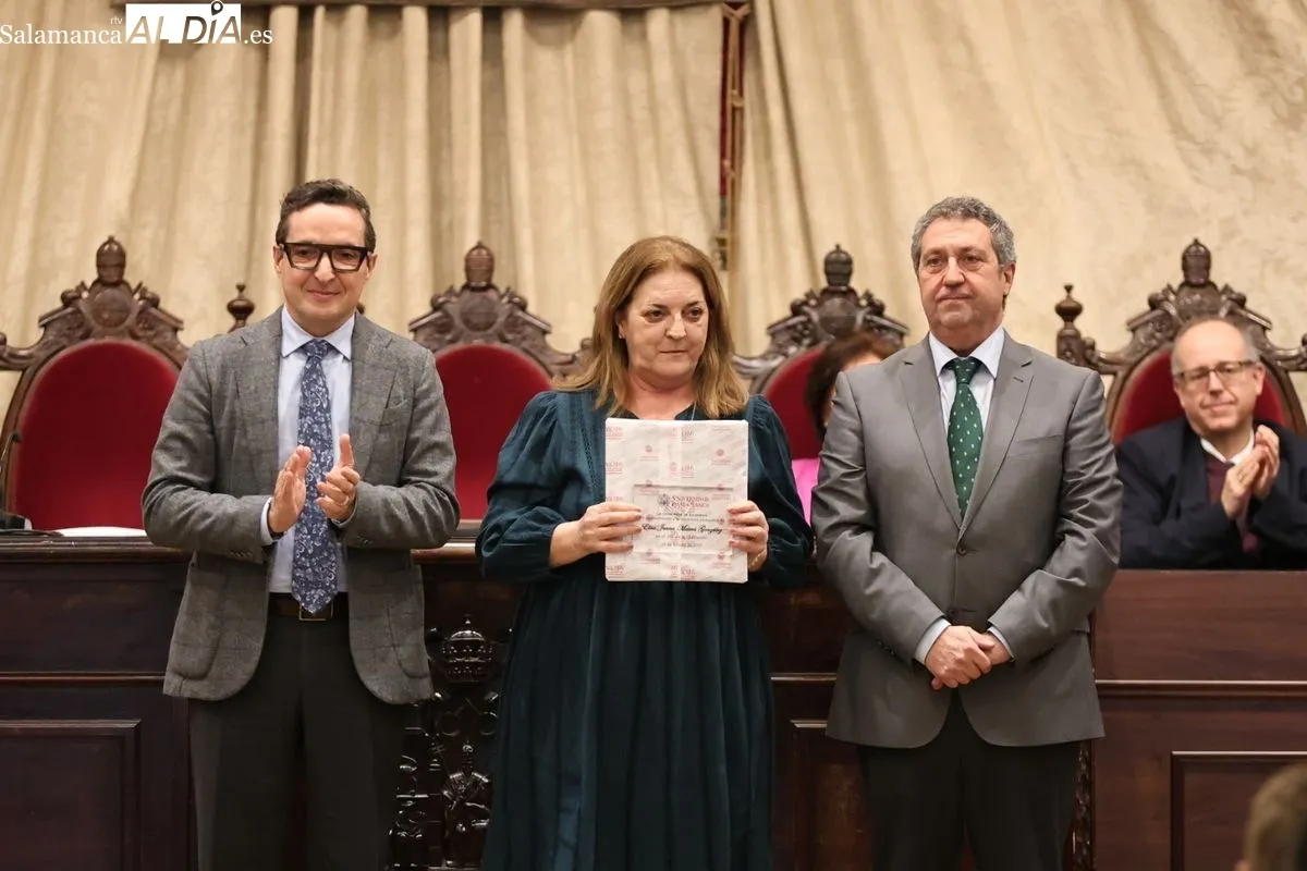 La Universidad de Salamanca homenajea en el Paraninfo a su Personal Técnico, de Gestión y de Administración y Servicios (PTGAS). Foto de David Sañudo
