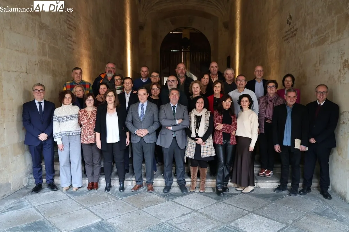 La Universidad de Salamanca homenajea en el Paraninfo a su Personal Técnico, de Gestión y de Administración y Servicios (PTGAS). Foto de David Sañudo