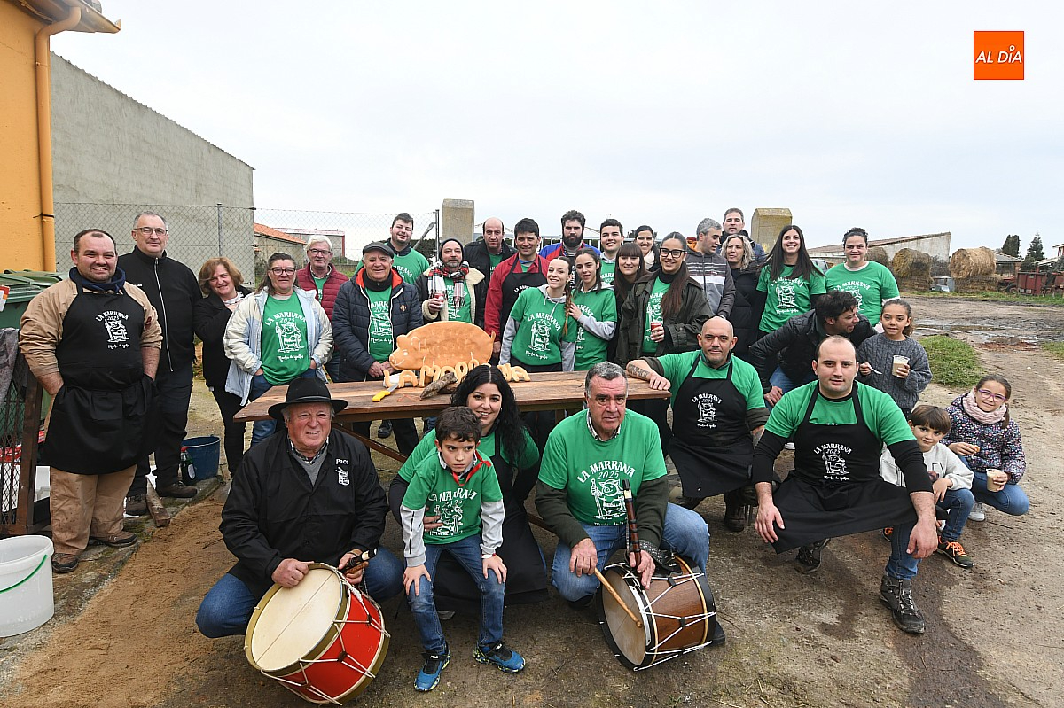 Jóvenes de Martín de Yeltes celebran El día de la Marrana 