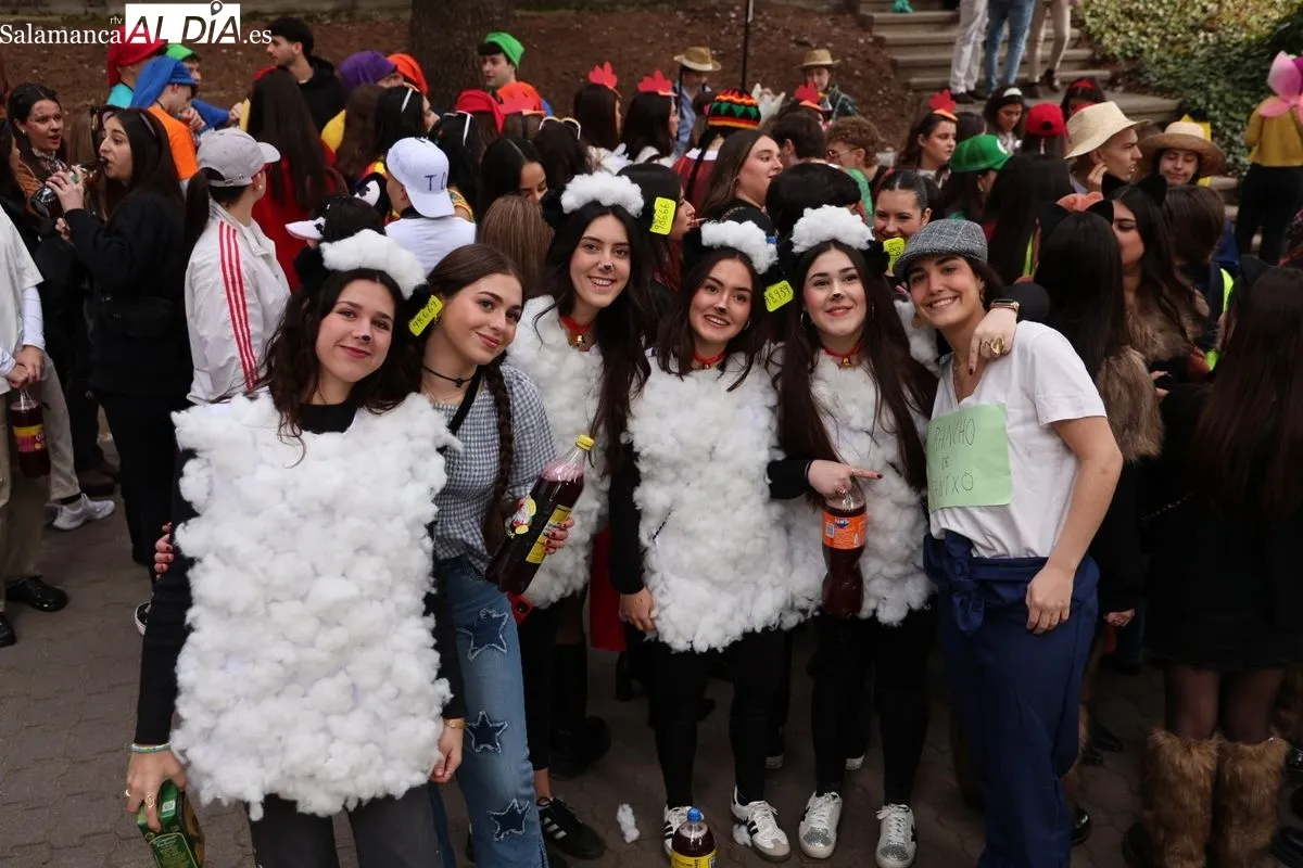 Fiestas de la Facultad de Psicología (USAL) en Salamanca. Foto de David Sañudo