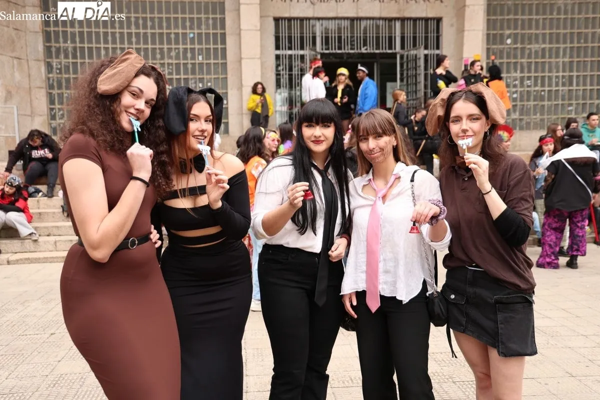 Fiestas de la Facultad de Psicología (USAL) en Salamanca. Foto de David Sañudo