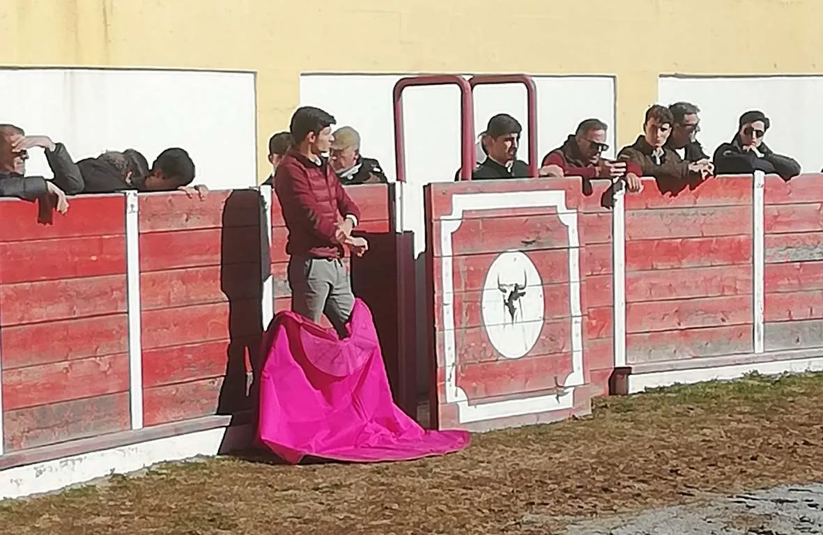 Foto 7 - El Bols&iacute;n Taurino cruza la frontera antes de recalar este domingo en Ciudad Rodrigo