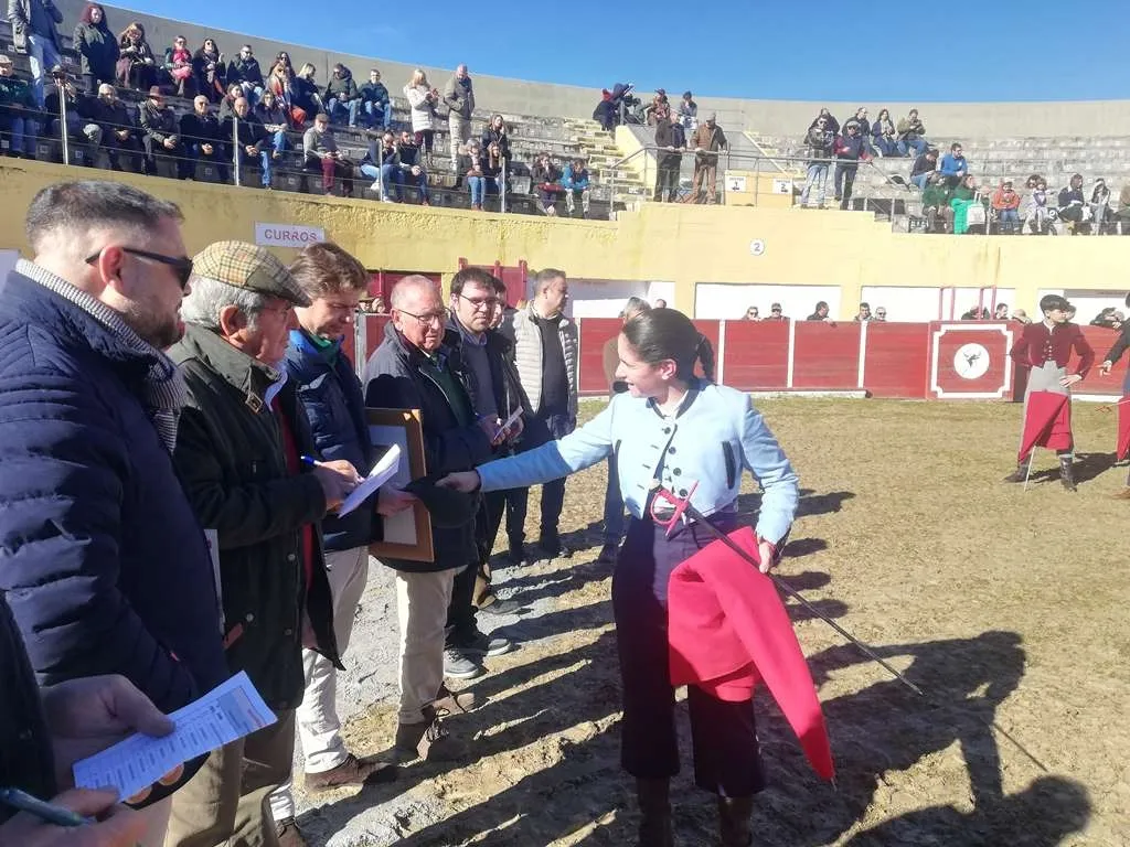 Foto 6 - El Bols&iacute;n Taurino cruza la frontera antes de recalar este domingo en Ciudad Rodrigo