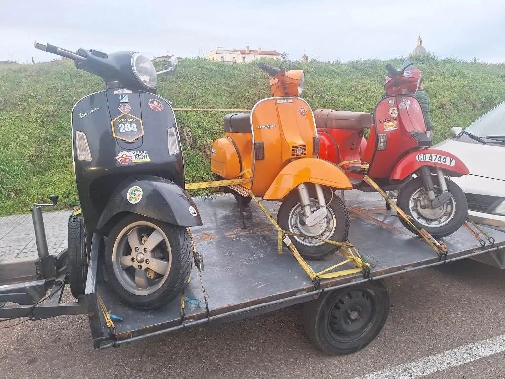 Foto 4 - Una treintena de Vespas recorre la Sierra de la Estrella partiendo de la comarca mirobrigense