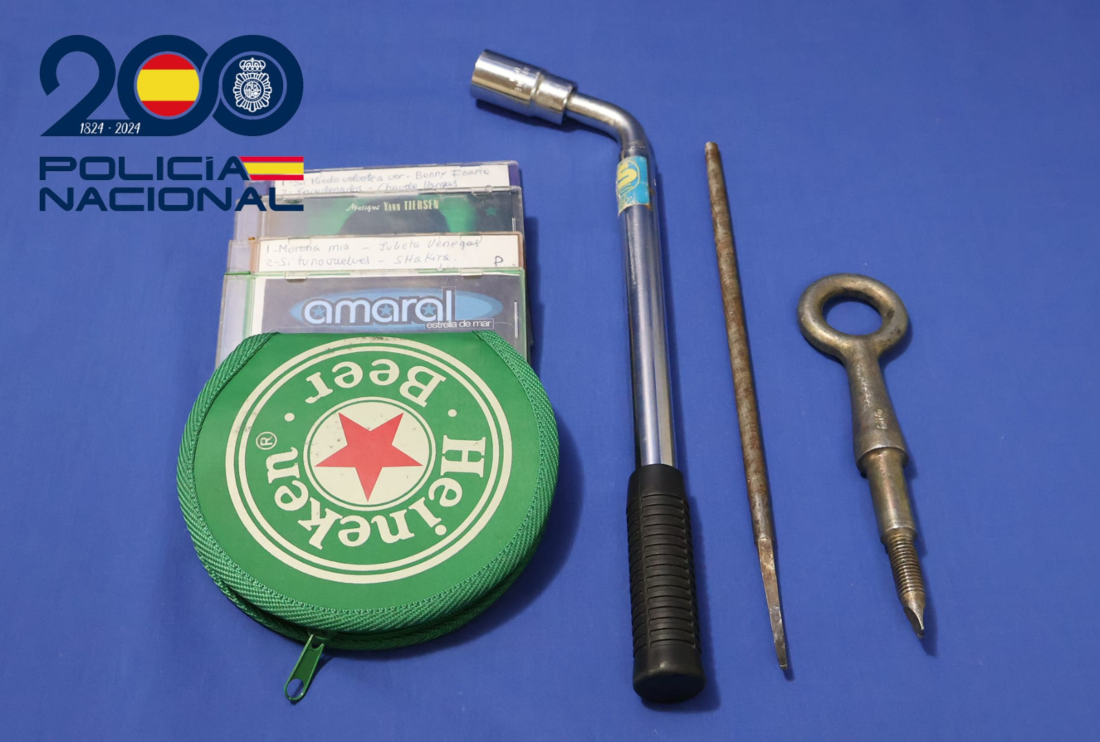 Detenido un hombre por romper ventanillas y robar en el interior de vehículos en el Camino de las Aguas