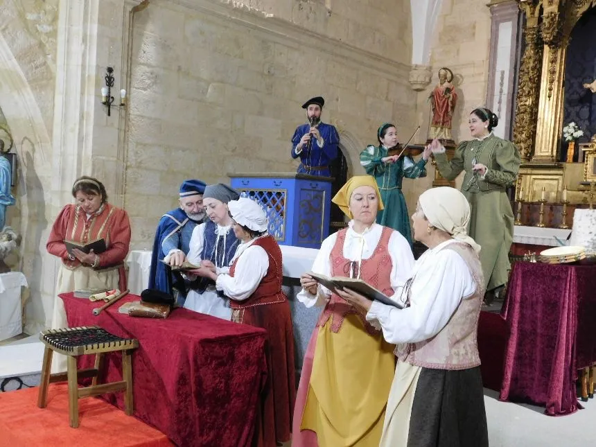 Buscando a Nebrija se ofrecía en la iglesia parroquial de Arabayona