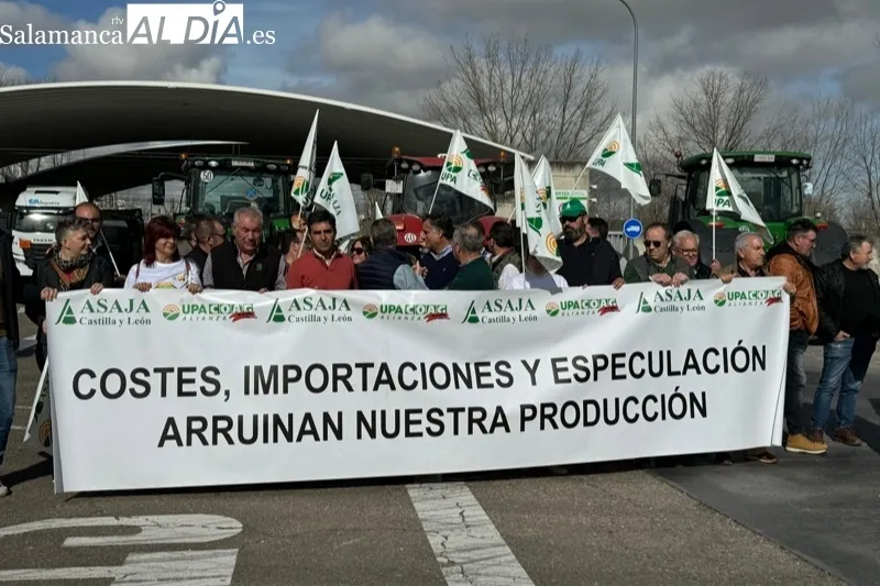 Agricultores en la manifestación de Babilafuente