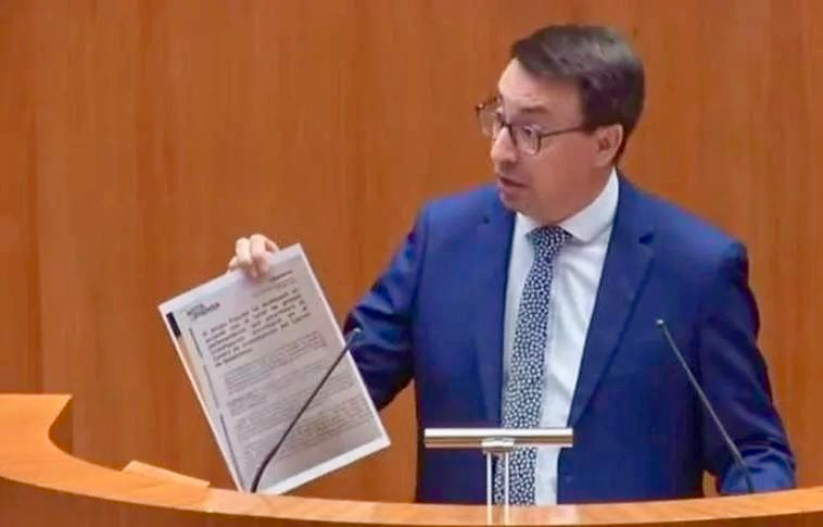 Aprobada en las Cortes la iniciativa socialista para la construcción de un espacio cubierto destinado al colegio Miguel de Unamuno