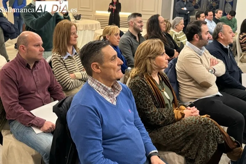 Carlos García Carbayo en el encuentro comarcal con alcaldes y concejales