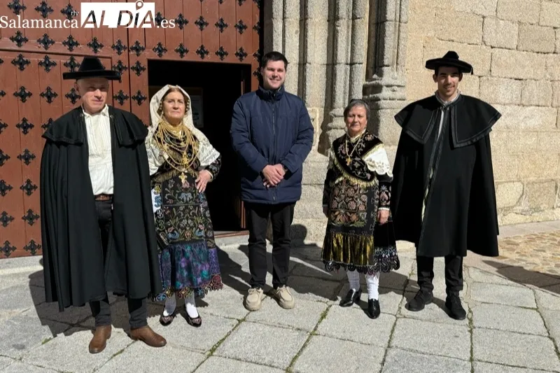 I Encuentro de Capas y Trajes Charros de Macotera