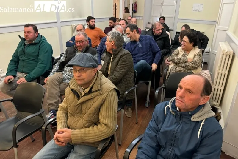 Reunión de alcaldes comarcales en el Centro Social de Peñaranda