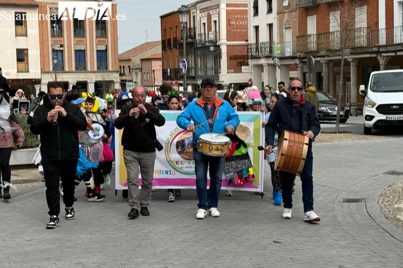 Desfile de carnaval de los colegios Miguel de Unamuno y Severiano Montero