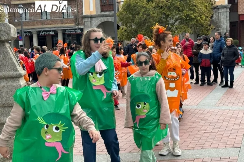 Desfile de carnaval de los colegios Miguel de Unamuno y Severiano Montero