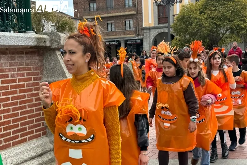 Desfile de carnaval de los colegios Miguel de Unamuno y Severiano Montero