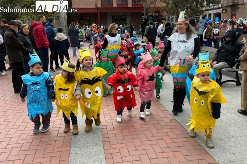 Desfile de carnaval de los colegios Miguel de Unamuno y Severiano Montero