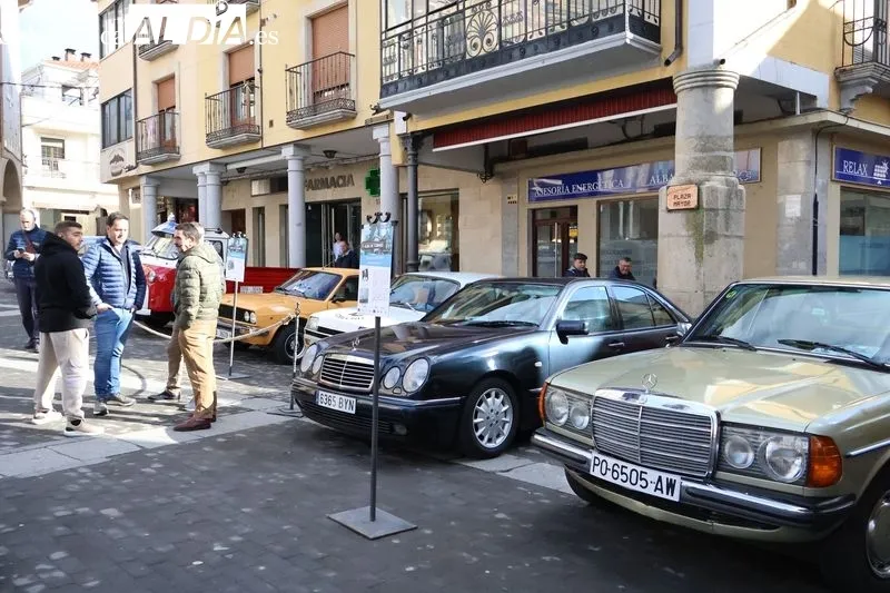 Foto 7 - Alba de Tormes rinde homenaje a las mujeres pioneras en la automoci&oacute;n