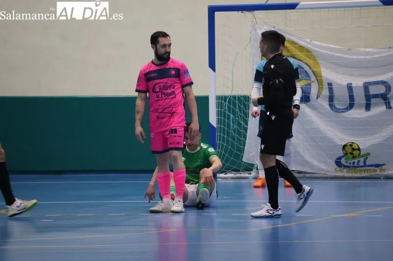 Foto 17 - El Piensos Dur&aacute;n Albense rompe su mala racha y suma tres puntos clave ante el Ribeira FS (4-3)