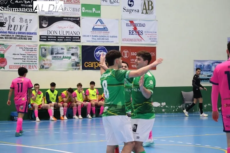 Foto 8 - El Piensos Dur&aacute;n Albense rompe su mala racha y suma tres puntos clave ante el Ribeira FS (4-3)