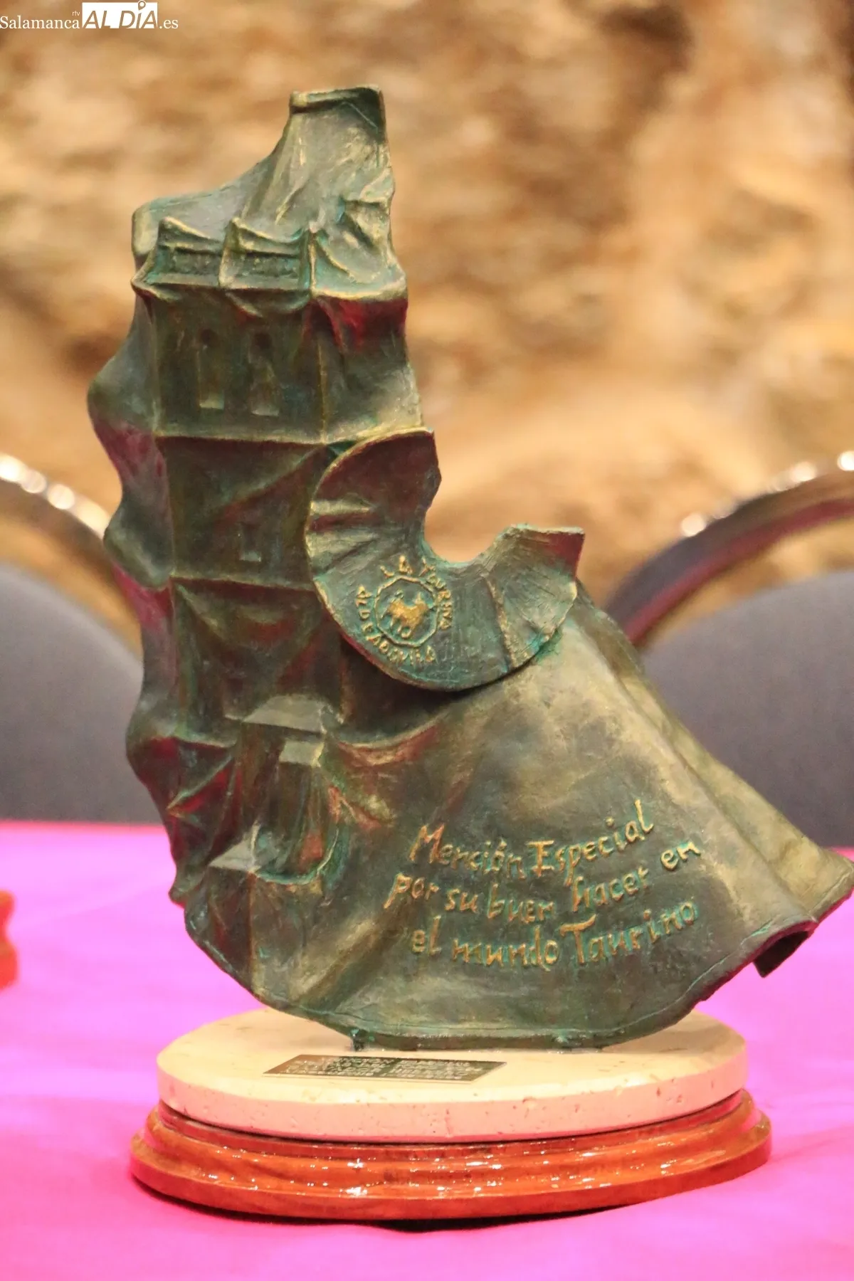 La Peña La Taurina entrega sus XXVI Premios Fiestas del Toro de Aldeadávila de la Ribera / CORRAL