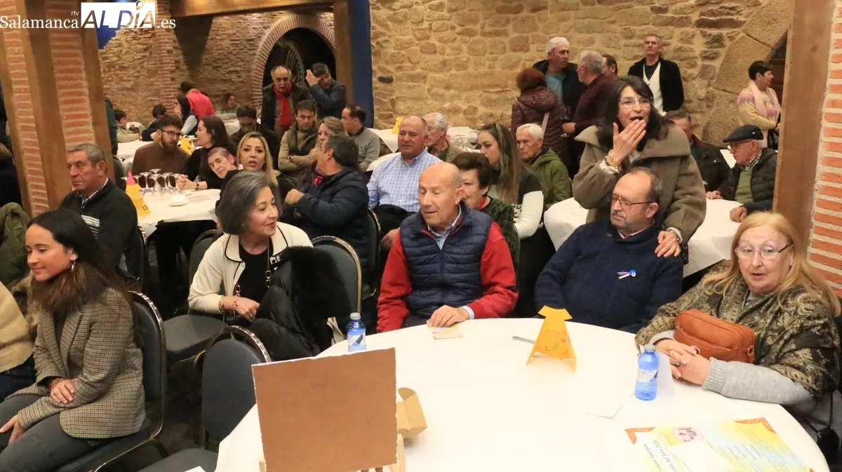 La Peña La Taurina entrega sus XXVI Premios Fiestas del Toro de Aldeadávila de la Ribera / CORRAL