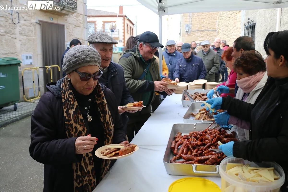 Parrillada en Corporario por las fiestas de San Blas / CORRAL