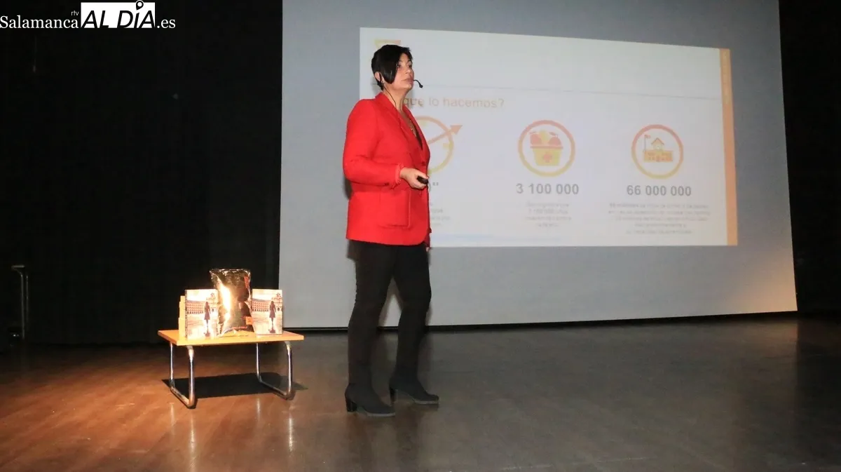 Presentación de '¡Vive! Viniste a eso' en Vitigudino / CORRAL 