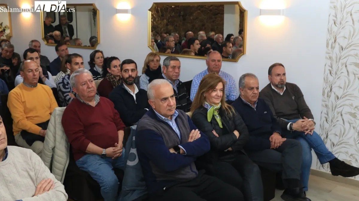Acto del PP en Vitigudino, en el Complejo Hostelero El Quijote / CORRAL