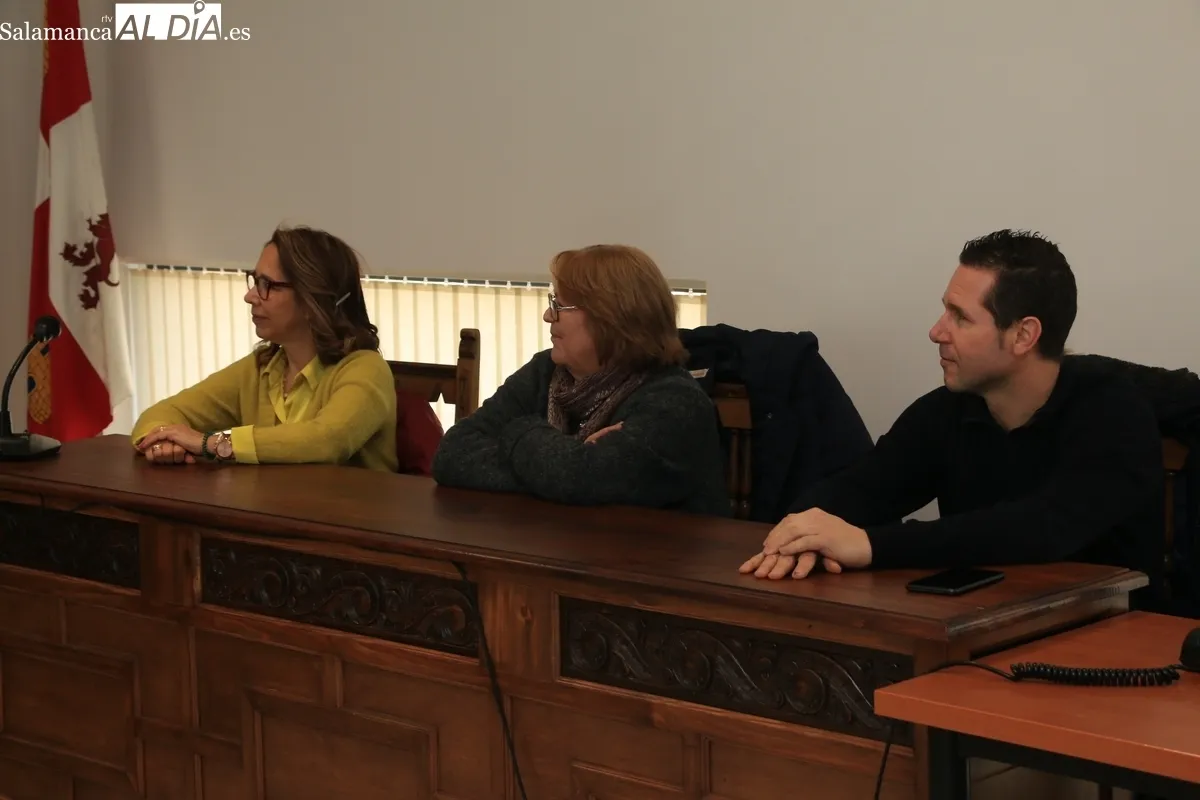 Encuentro de docentes del IES Ramos del Manzano y de las Escuelas del Agrupamento de Escolas do Fundão en Vitigudino / CORRAL