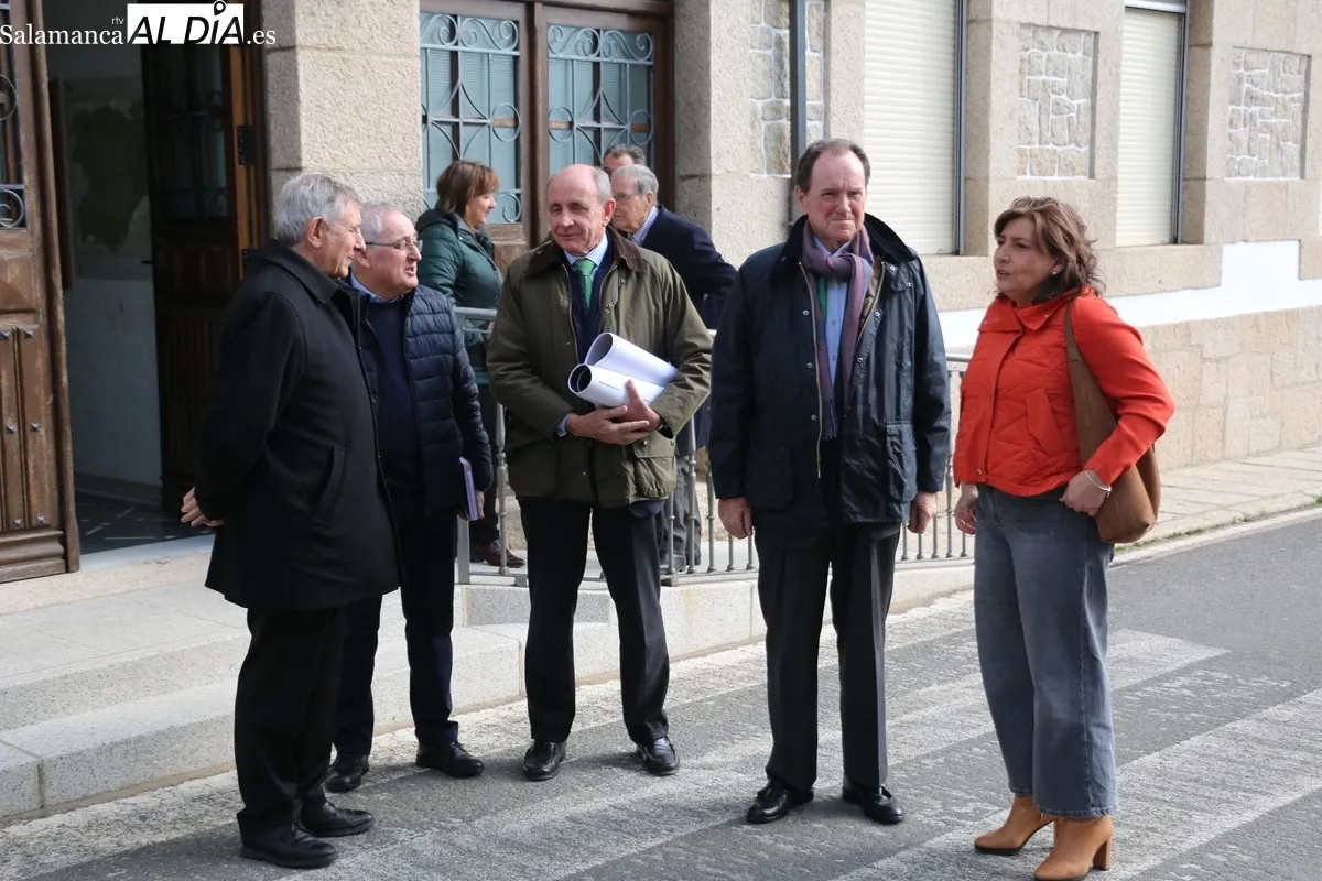 Rubricado el acuerdo entre Fundación Iberdrola, Diócesis civitatense y Ayuntamiento para iluminar la iglesia de Villavieja