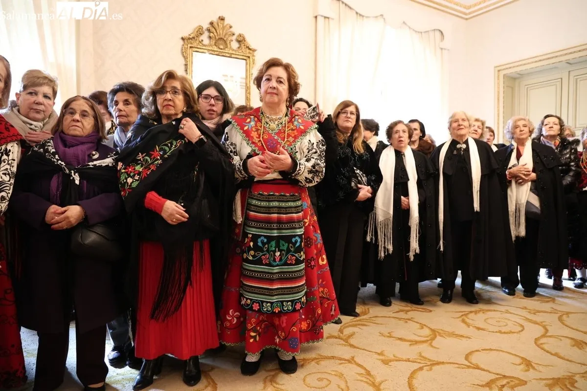 Fiesta de las Águedas en el Ayuntamiento de Salamanca. Foto de David Sañudo