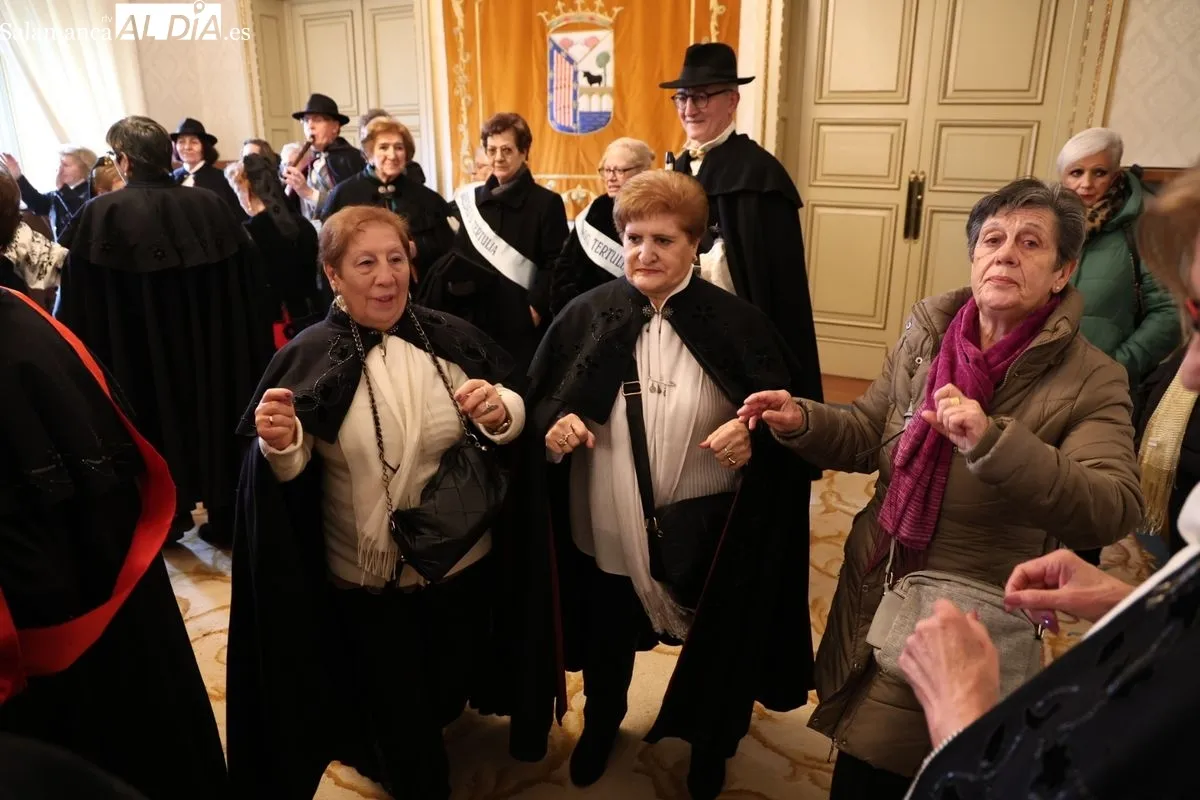 Fiesta de las Águedas en el Ayuntamiento de Salamanca. Foto de David Sañudo