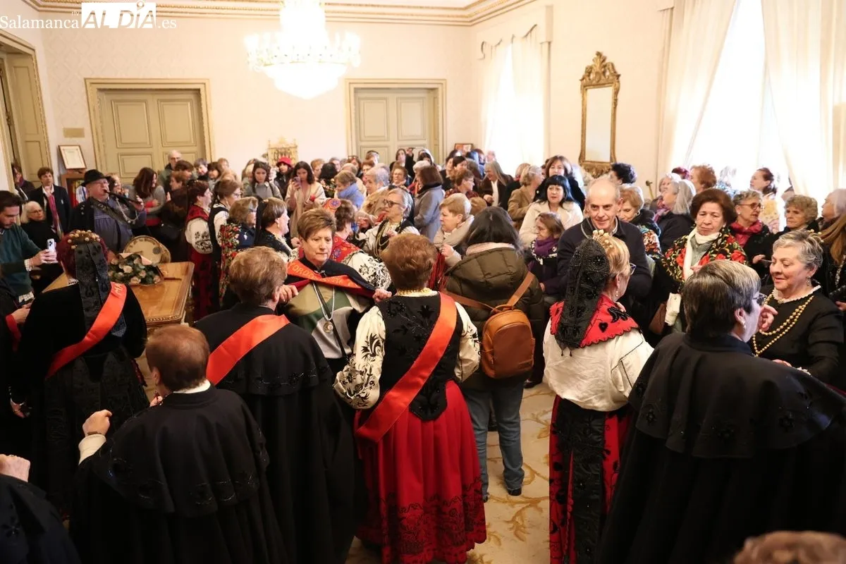 Fiesta de las Águedas en el Ayuntamiento de Salamanca. Foto de David Sañudo
