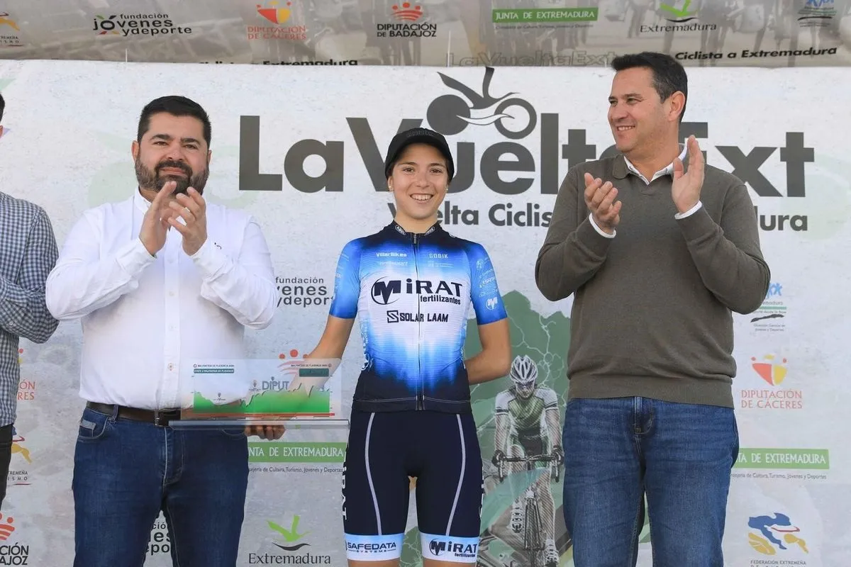 El Mirat Team domina en la Vuelta a Extremadura Junior y Cadete Femenina