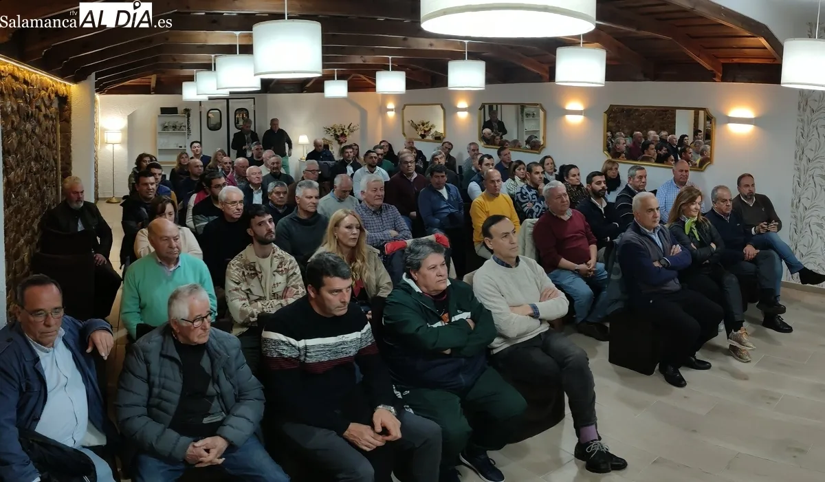 Acto del PP en Vitigudino, en el Complejo Hostelero El Quijote / CORRAL