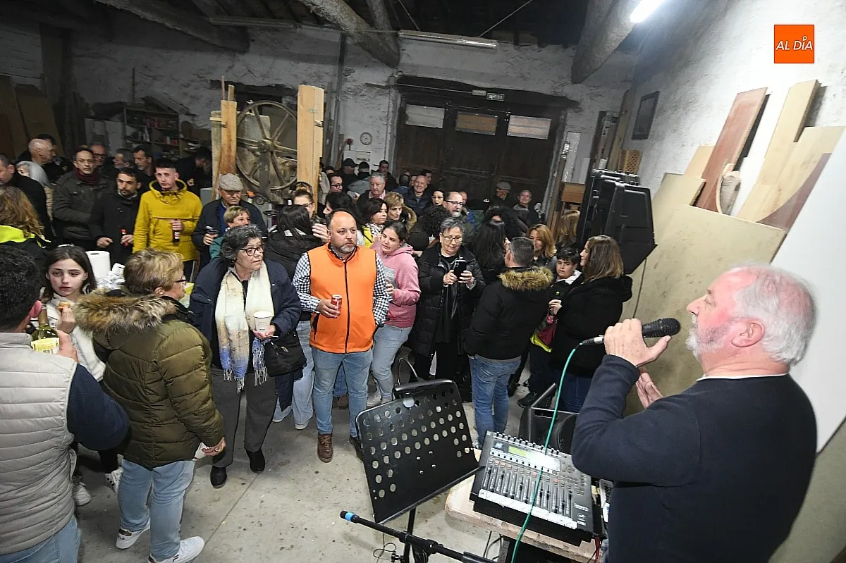 Pregón popular y no oficial en el taller de 