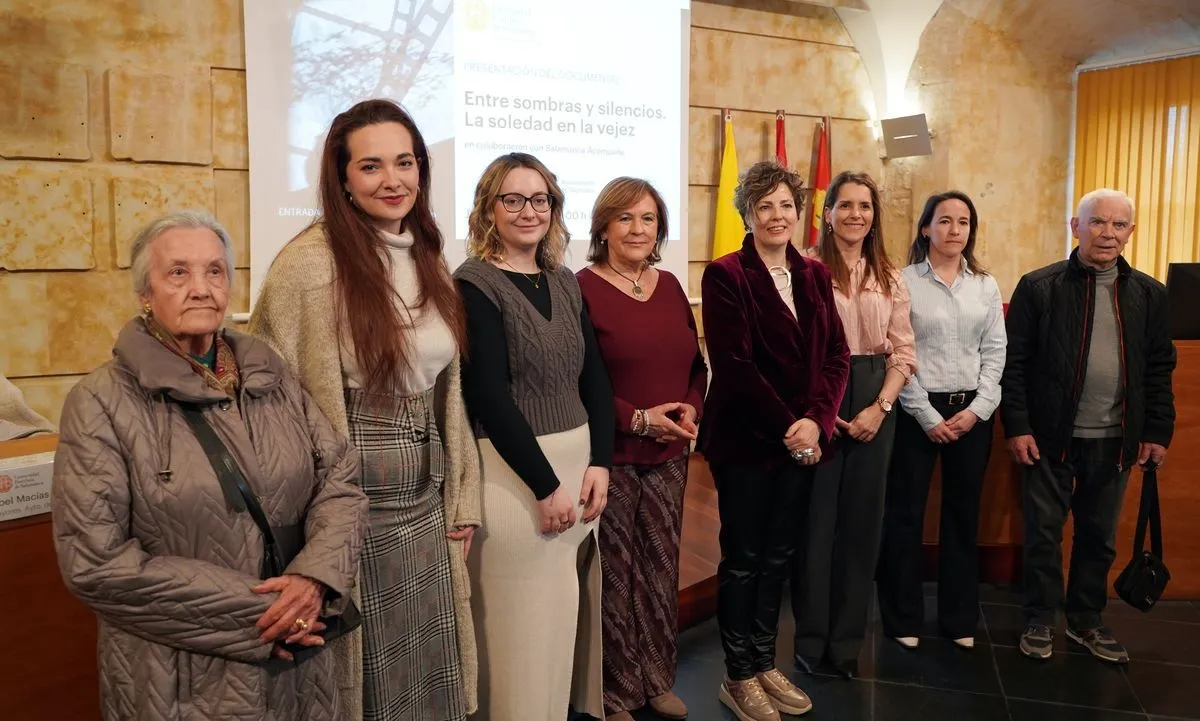 Presentación en la UPSA del documental Entre sombras y silencios. La soledad de la vejez