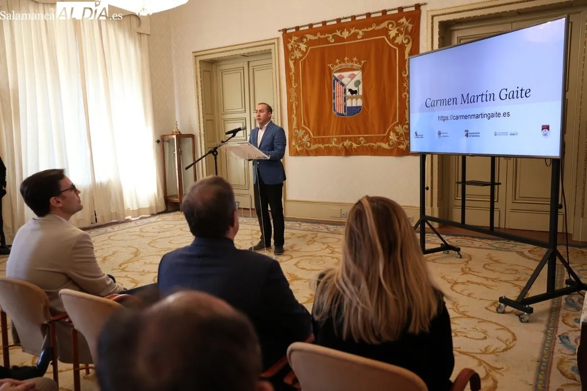 Presentación en el Ayuntamiento de Salamanca de una página web dedicada a la escritora salmantina Carmen Martín Gaite. Fotos: David Sañudo