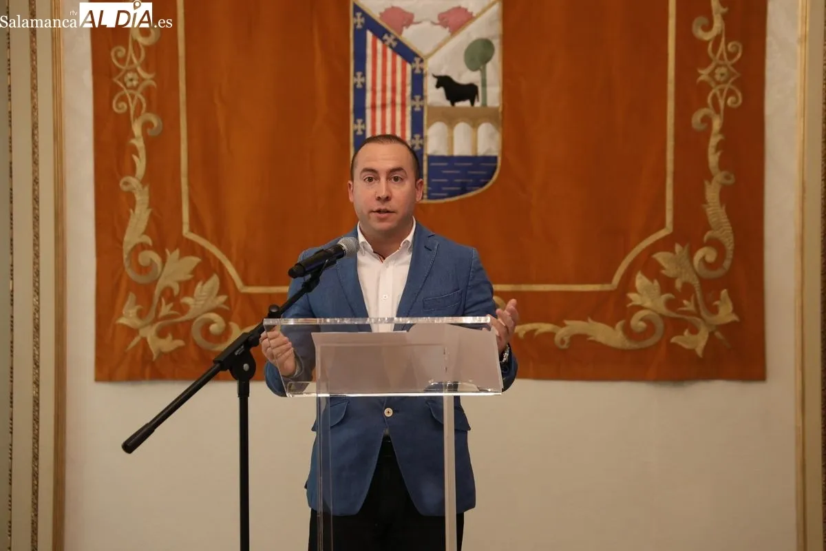 Presentación en el Ayuntamiento de Salamanca de una página web dedicada a la escritora salmantina Carmen Martín Gaite. Fotos: David Sañudo