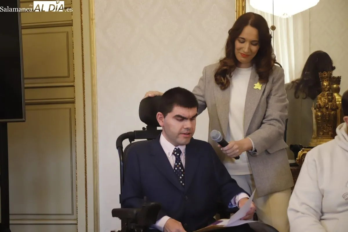 Recepción de AERSCYL en el Ayuntamiento de Salamanca | FOTOS: Ángel Puma 