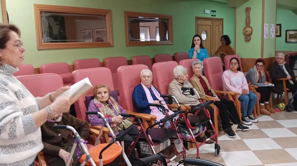 Foto 4 - La Residencia San Jos&eacute; recibe a los Voluntarios de la Palabra