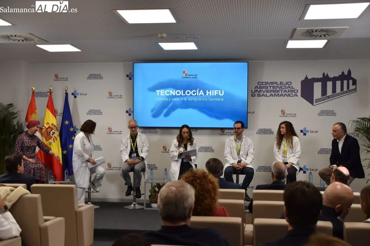 Presentación en el Hospital de Salamanca de la Tecnología HIFU, que mejora la vida de pacientes con Parkinson. Foto de Vanesa Martins