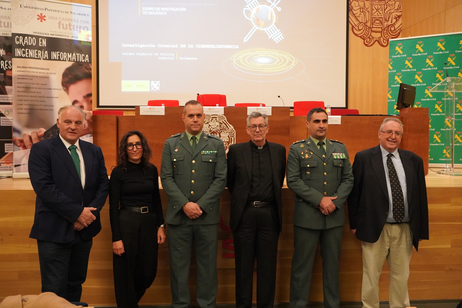 La Guardia Civil de Salamanca muestra a los estudiantes de Informática las tendencias y mejores prácticas sobre ciberseguridad