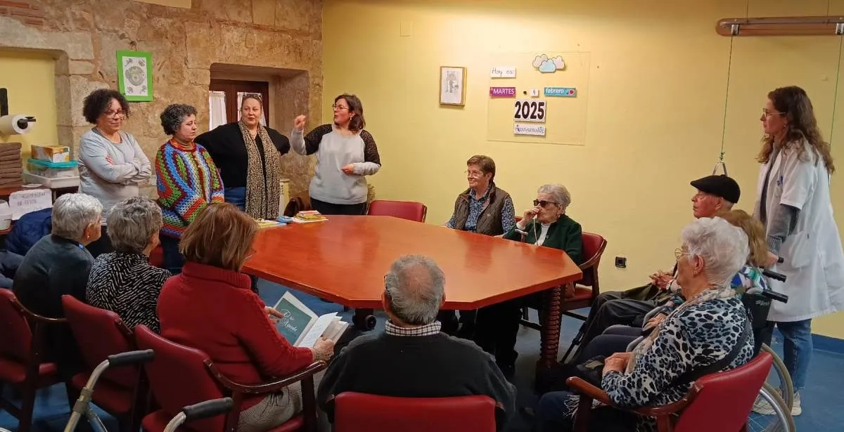 Foto 2 - Obispo T&eacute;llez acoge el debut de los &lsquo;Voluntarios de la Palabra&rsquo;