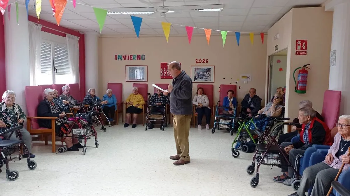 Foto 4 - Fuenteguinaldo recibe a los Voluntarios de la Palabra
